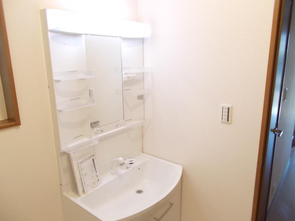 Wash basin, toilet. Busy morning is also popular in shampoo dresser woman of peace of mind (same specifications)