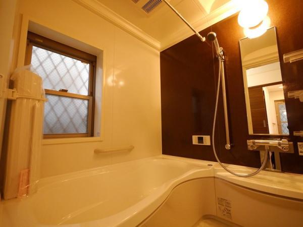 Bathroom. B Building bathroom