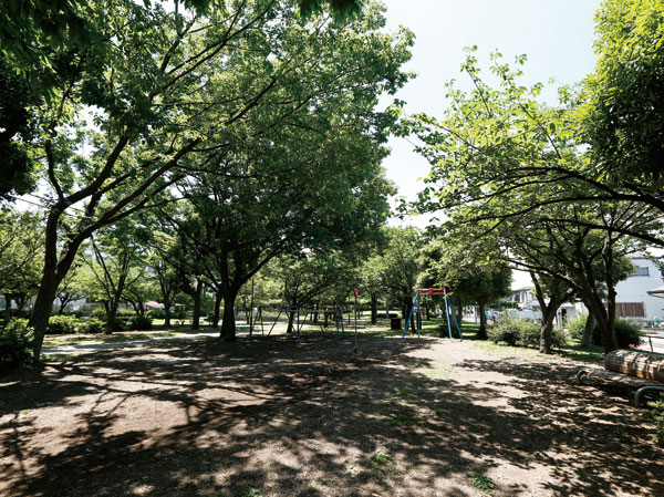 Surrounding environment. Suwa tree Nishi (a 10-minute walk ・ About 790m)