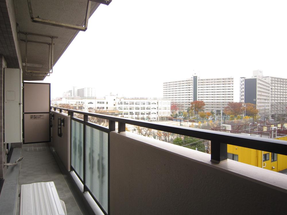Balcony. Local (11 May 2013) Shooting