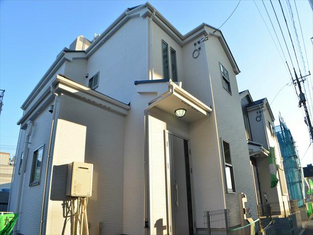 Local appearance photo