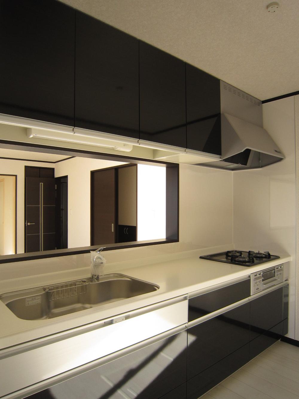 Kitchen. 6 Building room (November 2013) Shooting