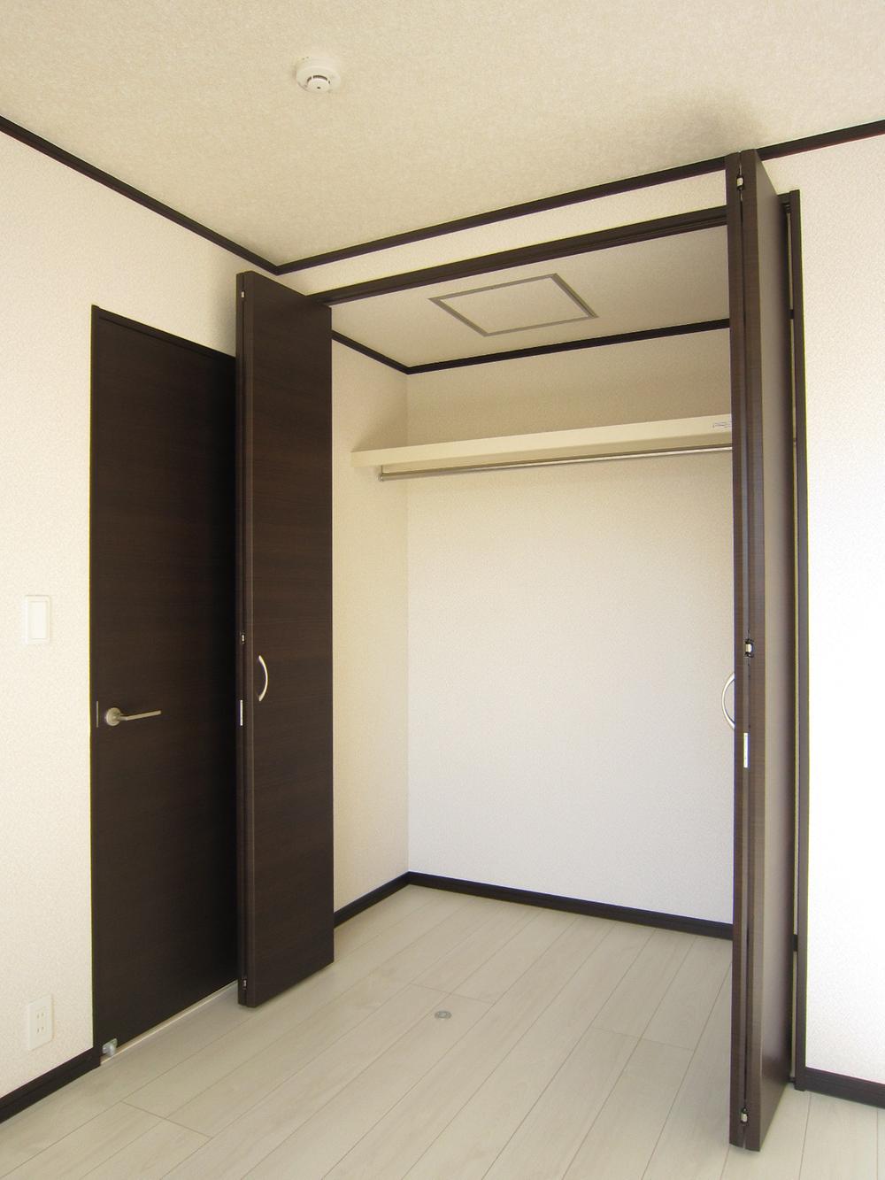 Receipt. 6 Building room (November 2013) Shooting