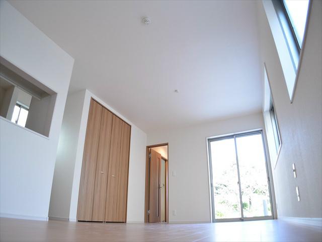 Living. To capture the window a lot a lot of light