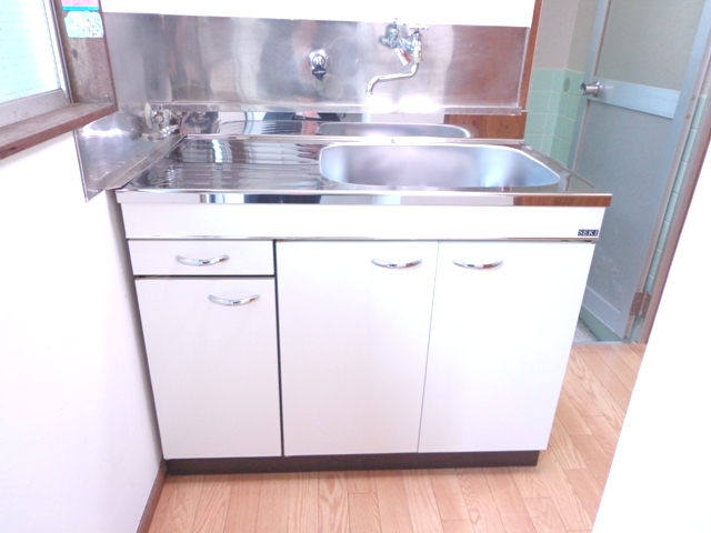 Kitchen. 201, Room reference inversion type