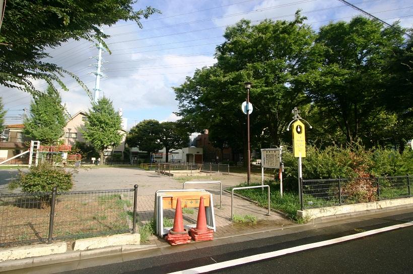 park. Distance to 130m Park is a 2-minute walk from the park AzumaTsubaki. Also for a walk of pet.