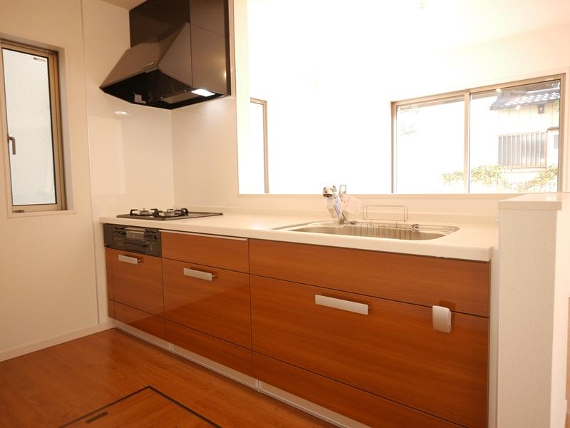 Kitchen. Kitchen (2 Building)