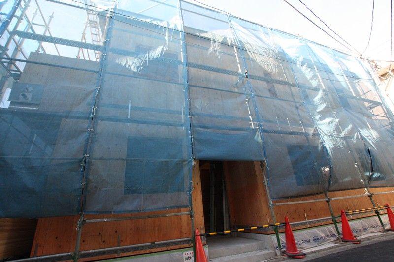 Local appearance photo. Dishwasher washing machine