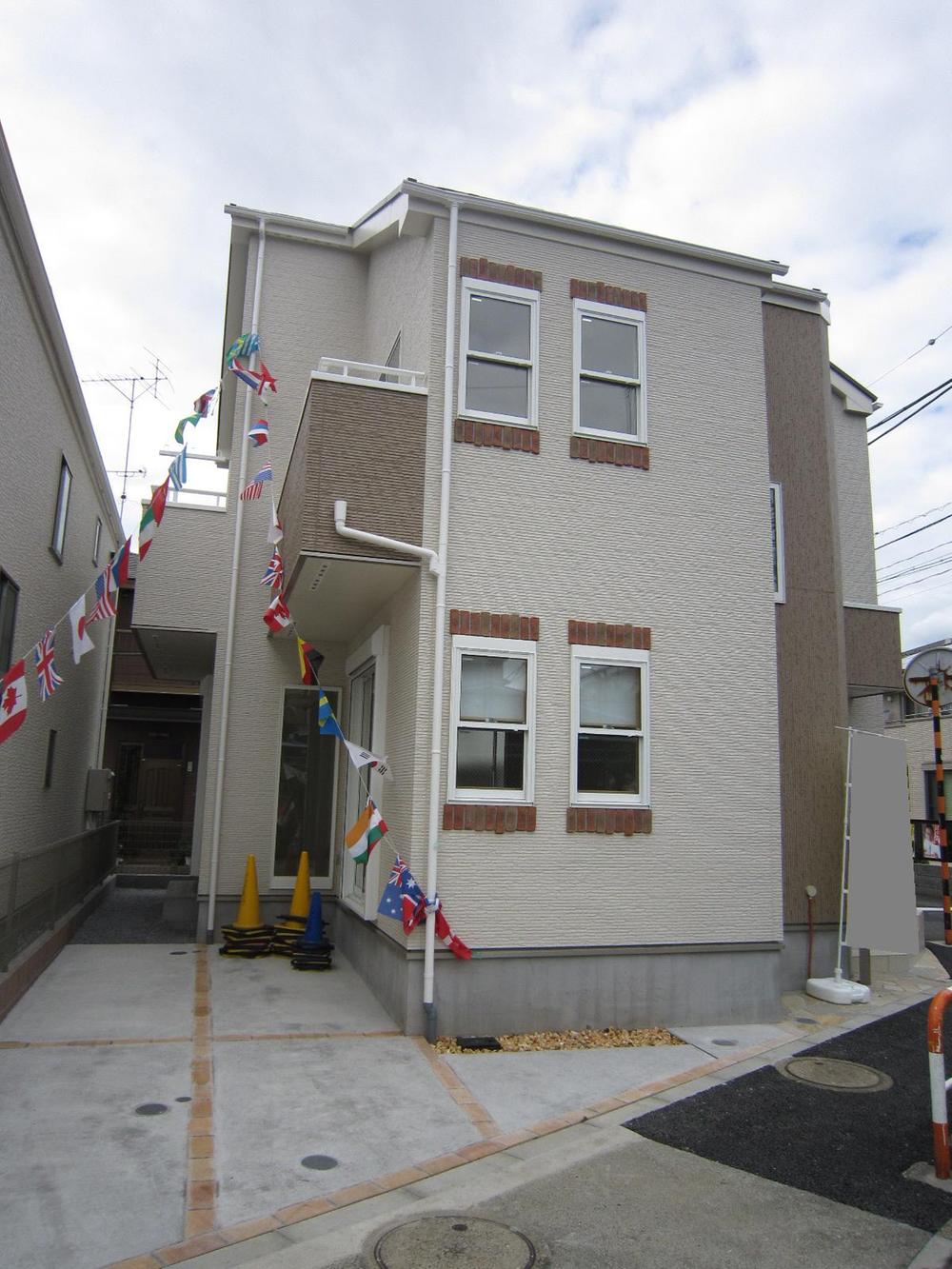 Local appearance photo. 1 Building site (October 2013) Shooting