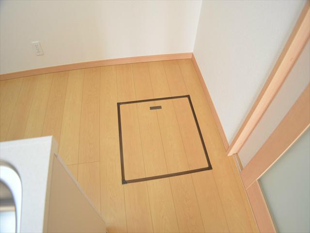 Receipt. Useful underfloor storage