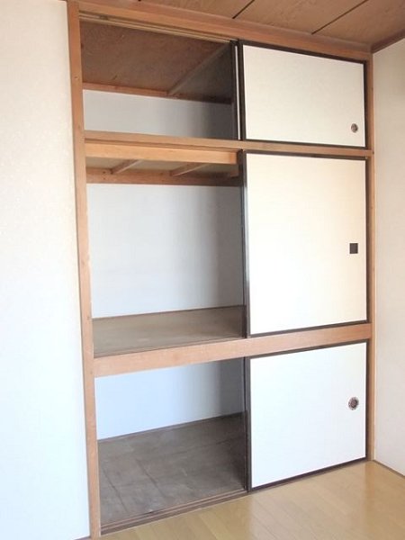 Receipt. Compartment