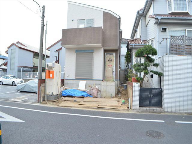 Local appearance photo