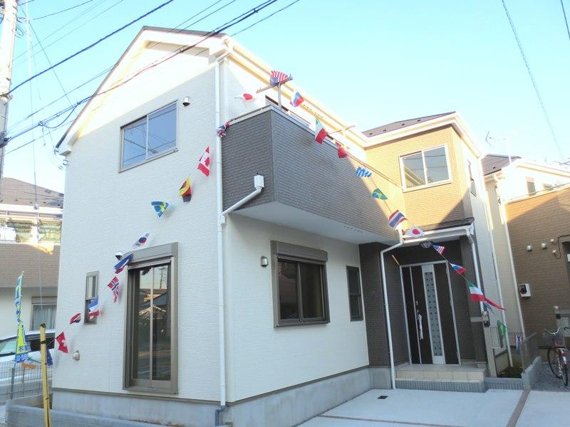 Local appearance photo. Local (12 May 2013) Shooting, Local 8 Building