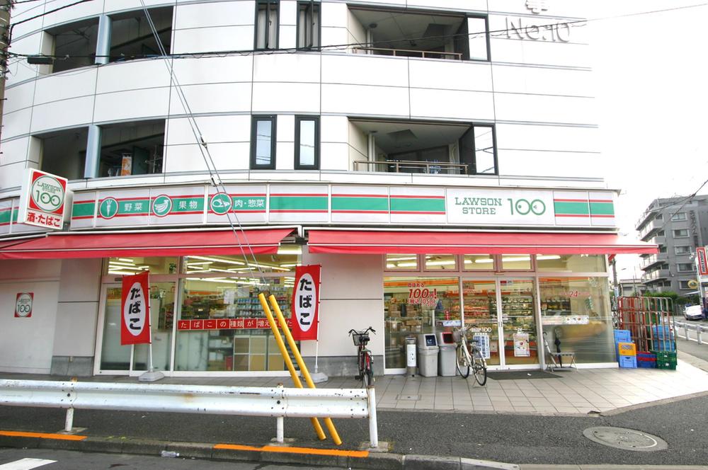 Convenience store. STORE100 400m 24 hours a day until Adachi Shikahama shop. Ya fresh food only want minute, Aligned to goods, 100 yen Lawson. Tachiyore incidentally dinner of shopping.