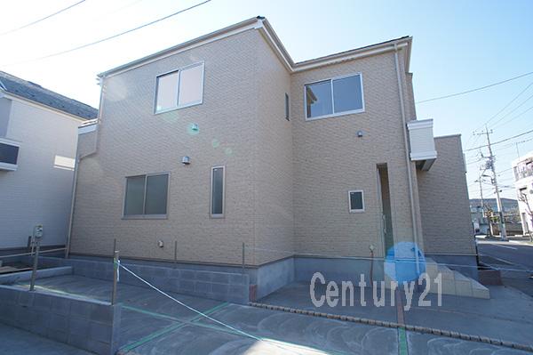 Local appearance photo. Local (12 May 2013) Shooting A Building