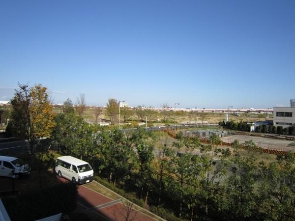 View photos from the dwelling unit