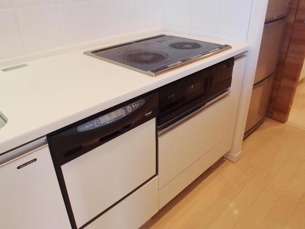 Kitchen. IH cooking heater ・ Dishwasher (beautiful in your)