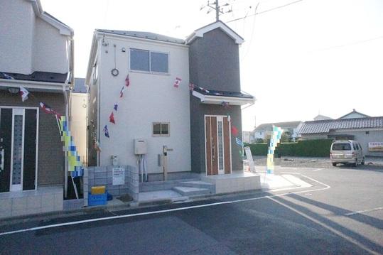 Local appearance photo. Building appearance