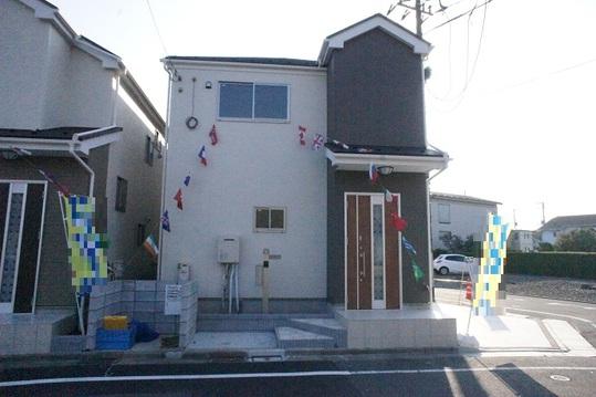 Local appearance photo. Building appearance