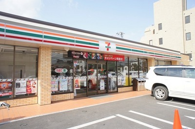 Convenience store. Seven-Eleven Adachi Shikahama store up (convenience store) 140m