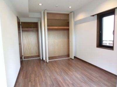 Receipt. There are also plenty of storage. 