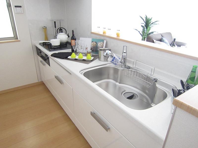 Kitchen. M Building Kitchen