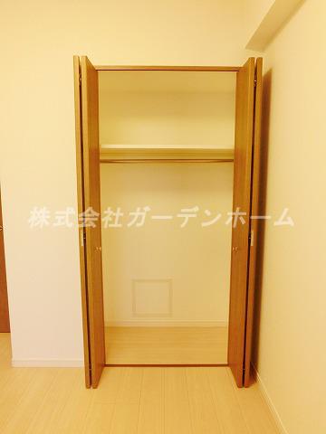 Receipt. Each room storage