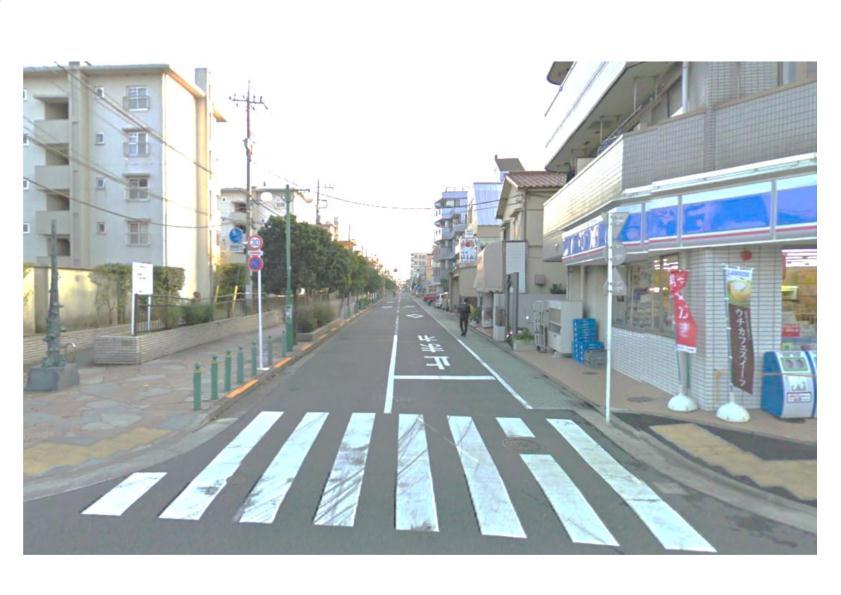 Local photos, including front road. Local front road east road 12m Without many car street, Car holder is also easy.