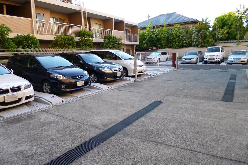 Parking lot. Common areas