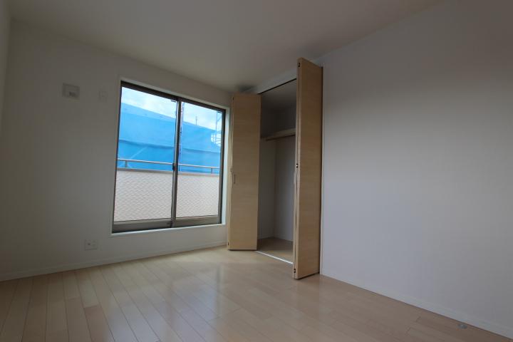 Non-living room. With each room closet. The room is spacious use likely the.  (2013 November shooting)