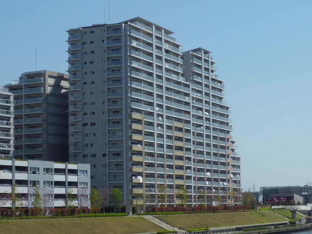 Local appearance photo