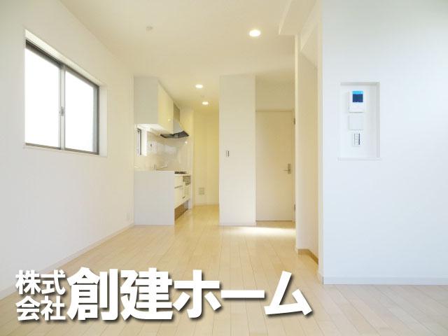 Living. South-facing bright living