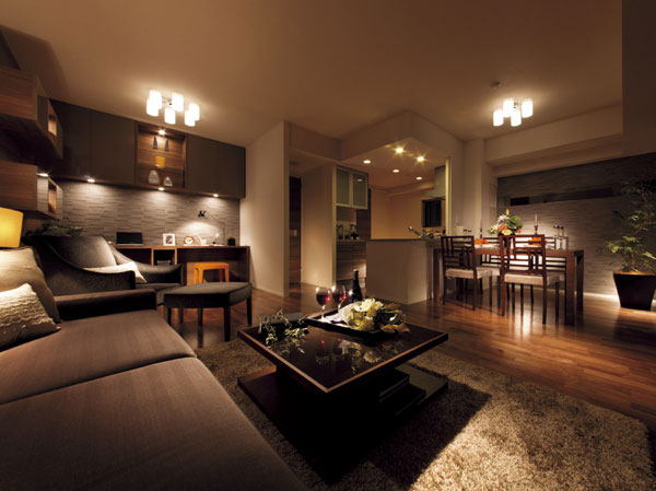 Living.  [S-P-type living ・ dining] We are met in quality and sense of openness, Beautiful living space that feels at ease heart. While an air of calm, Living commitment shines sophistication to the accent color and texture ・ Design dining.