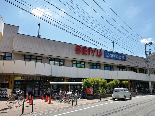 Surrounding environment. Seiyu Kitaayase shop (Urban Square about 560m, 7 min walk, Season Square about 630m, An 8-minute walk)