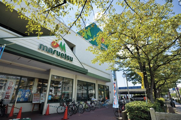 Other. Maruetsu Towa store (about 400m / A 5-minute walk ・ About 340m / A 5-minute walk)