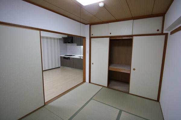 Non-living room. Housed plenty of closet