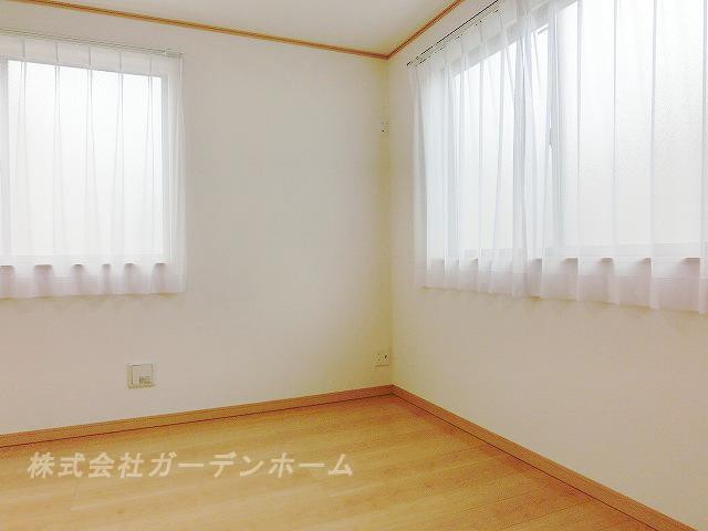 Model house photo.  ■ The station a 10-minute walk, Introducing seismic grade acquisition mansion of peace of mind. South Do not get a sunny My home in the car space? ■