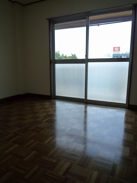 Living and room. Is the perfect 1K to one person living