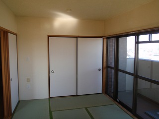 Other room space. Japanese-style room 6 quires