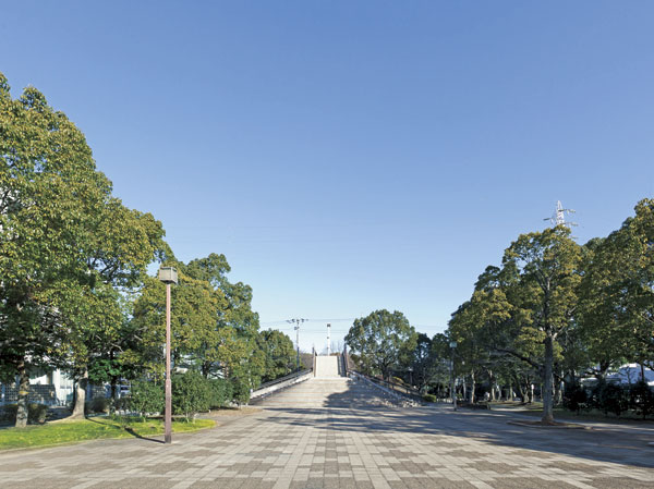 Surrounding environment. Metropolitan Higashiayase park (about 300m ・ 4-minute walk)