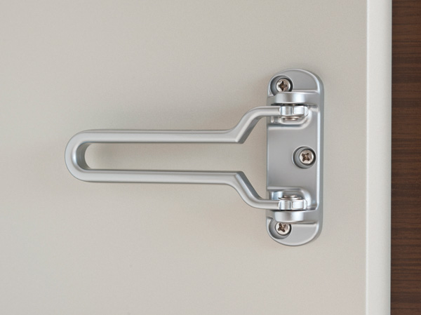 Security.  [Seismic Door Guard] By increasing the width between the arms, While ensuring the security of, Door at the time of earthquake ・ Corresponding to the deformation of the frame, And to facilitate the opening of the door.