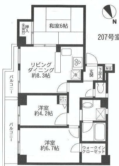 Bathroom. Easy-to-use floor plan