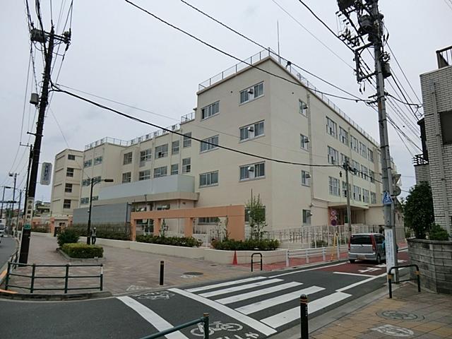Junior high school. 1378m to Adachi-ku, Tatsudai seven junior high school
