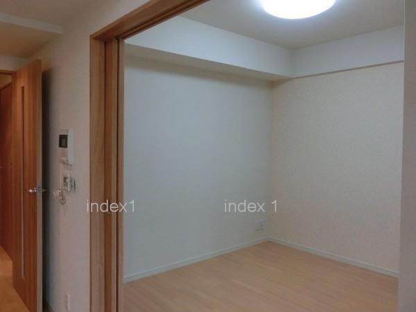 Non-living room. Sliding door open can also be used to open