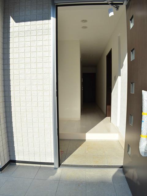 Entrance. Entrance part is also bright