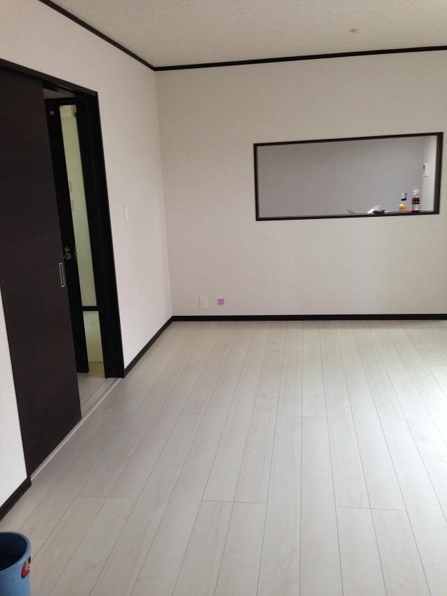 Living. Indoor (10 May 2013) Shooting