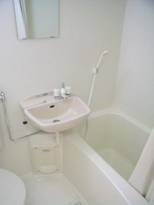 Bath. 3-point unit bus Bathroom with cleanliness