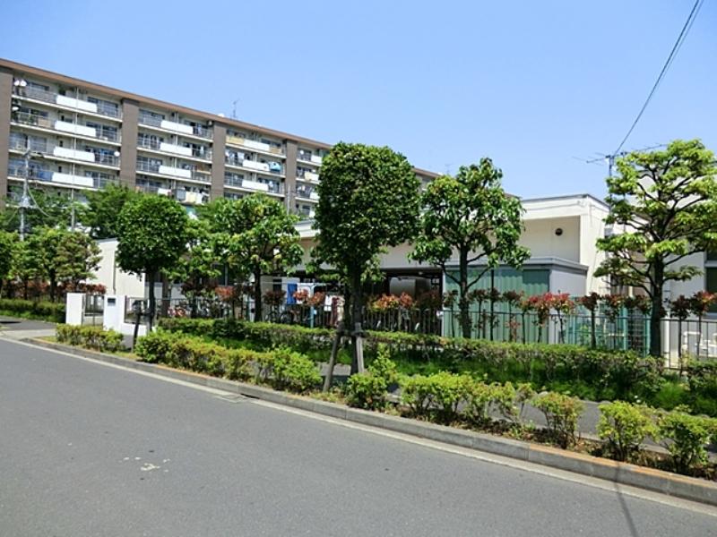 kindergarten ・ Nursery. Municipal 620m until the flower garden nursery