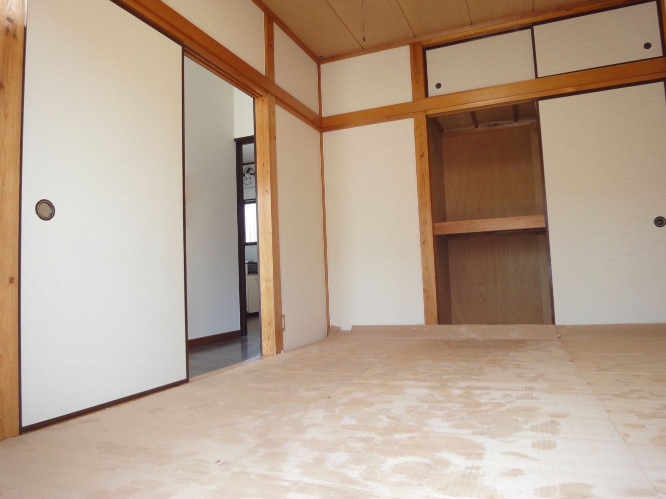 Other room space. Japanese-style room ・ Closet of 1 minute between the ・ With upper closet!
