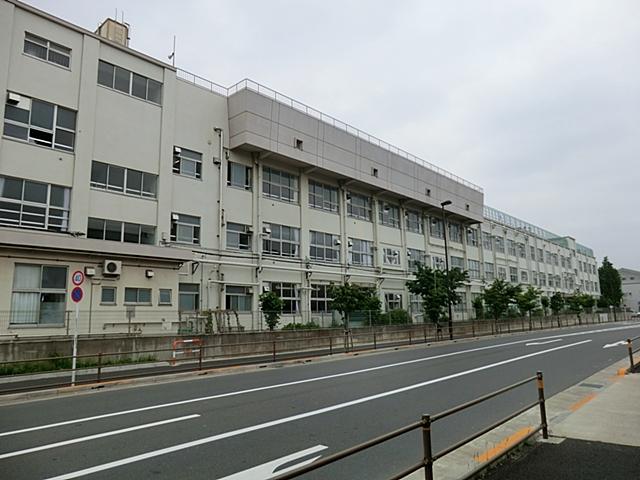 Primary school. 570m to Adachi Ward Plain Elementary School